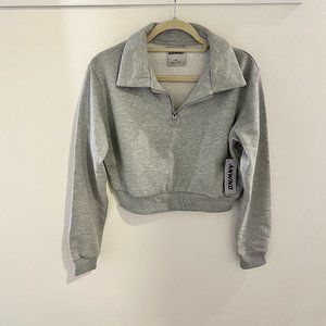 ANWND Crop Top Sweatshirt Size L | NWT